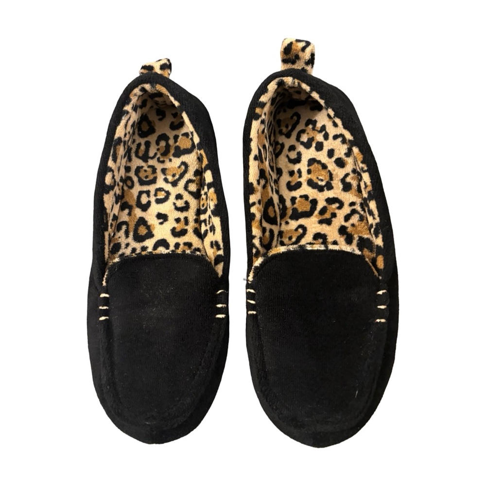 dearfoams Black Faux Suede Slip-On Slippers with Leopard Print Lining